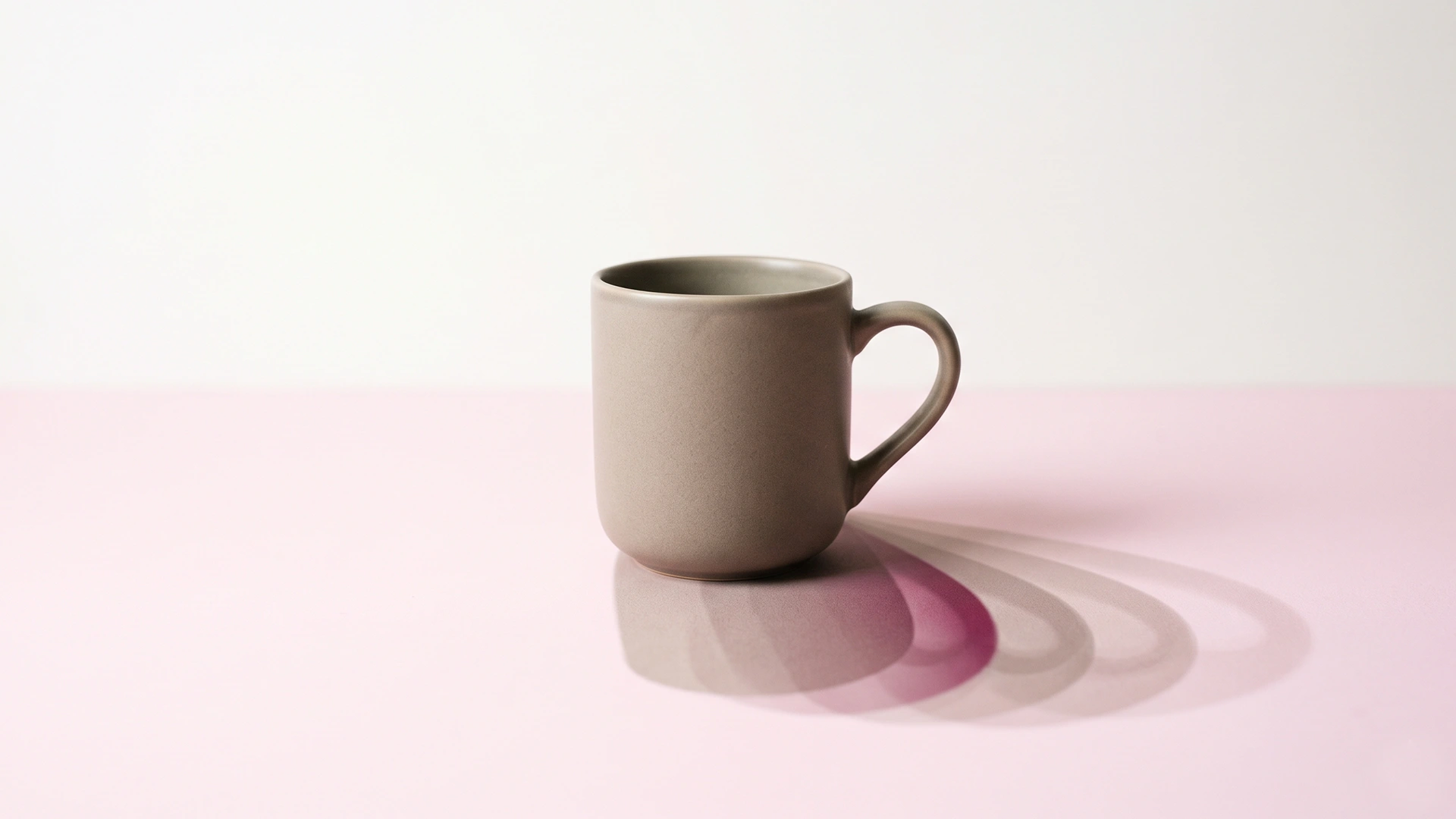 One product casting duplicate shadows, showing Shopify duplicate content from variant URLs